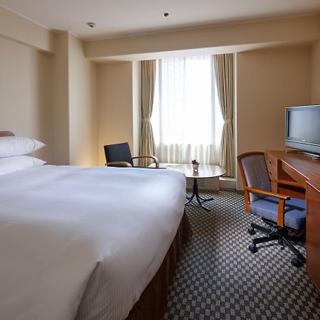 Sheraton Miyako Hotel Osaka Buitenkant foto