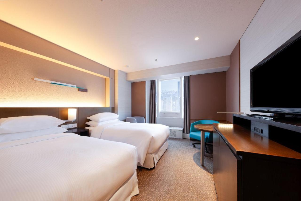 Sheraton Miyako Hotel Osaka Buitenkant foto
