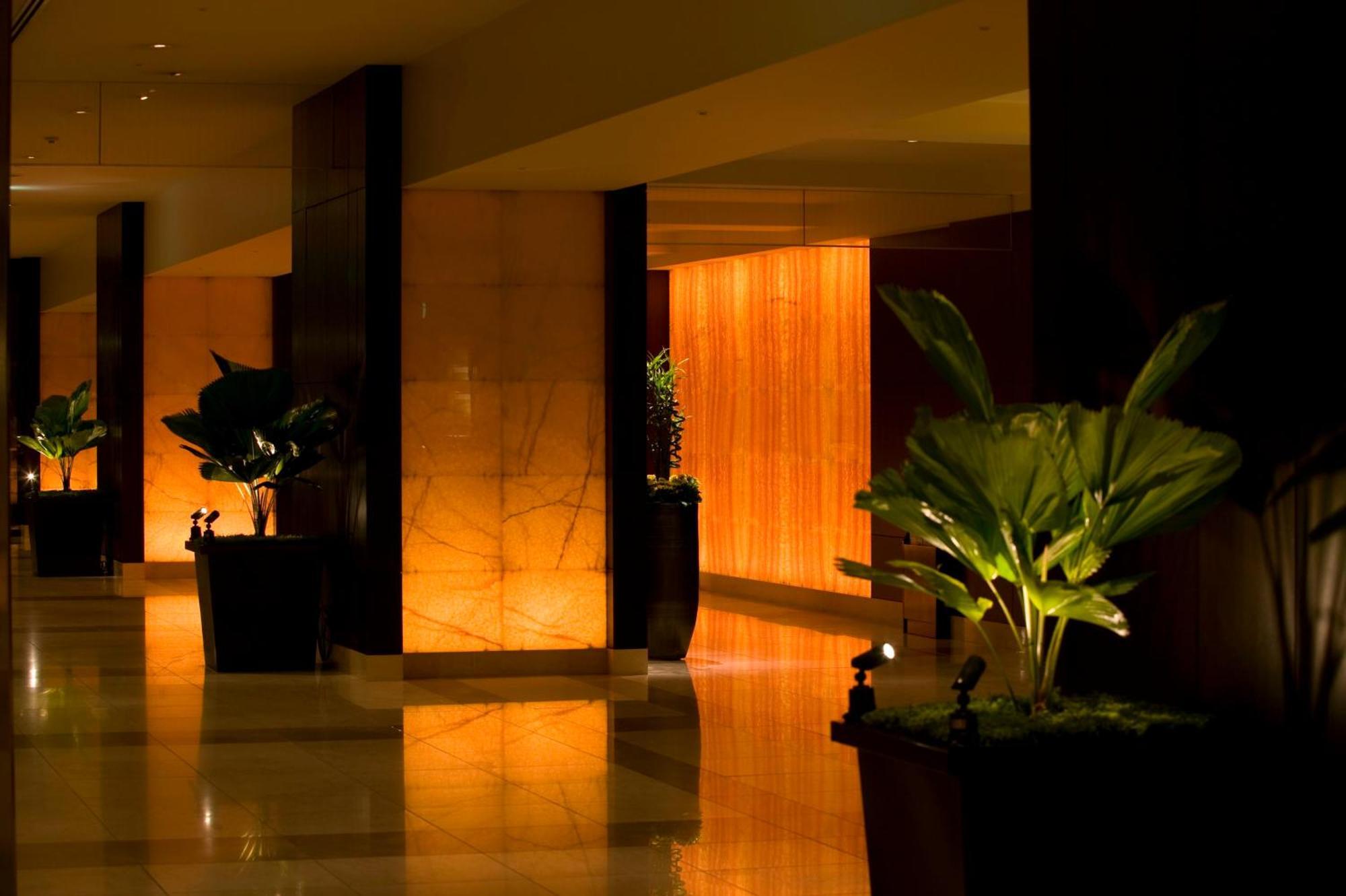 Sheraton Miyako Hotel Osaka Buitenkant foto